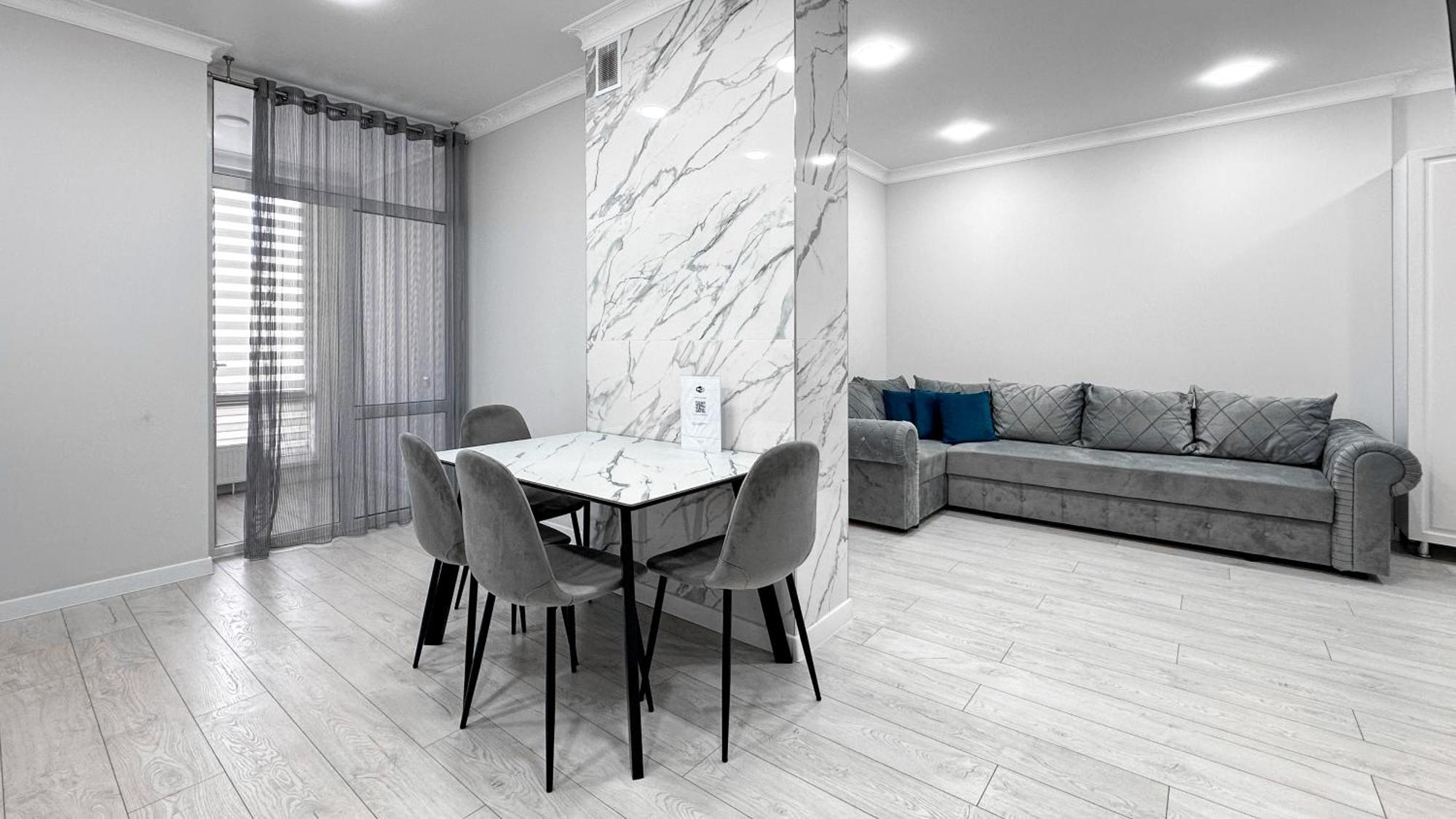 Luxury New Avram Iancu Apartments Kisinyov Kültér fotó